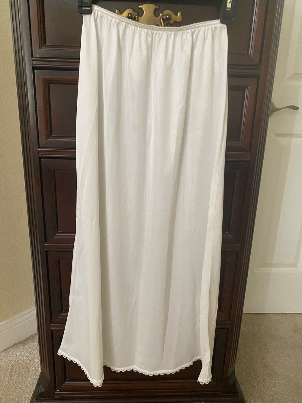 Warner's White Maxi Slip Skirt with Scalloped Hem